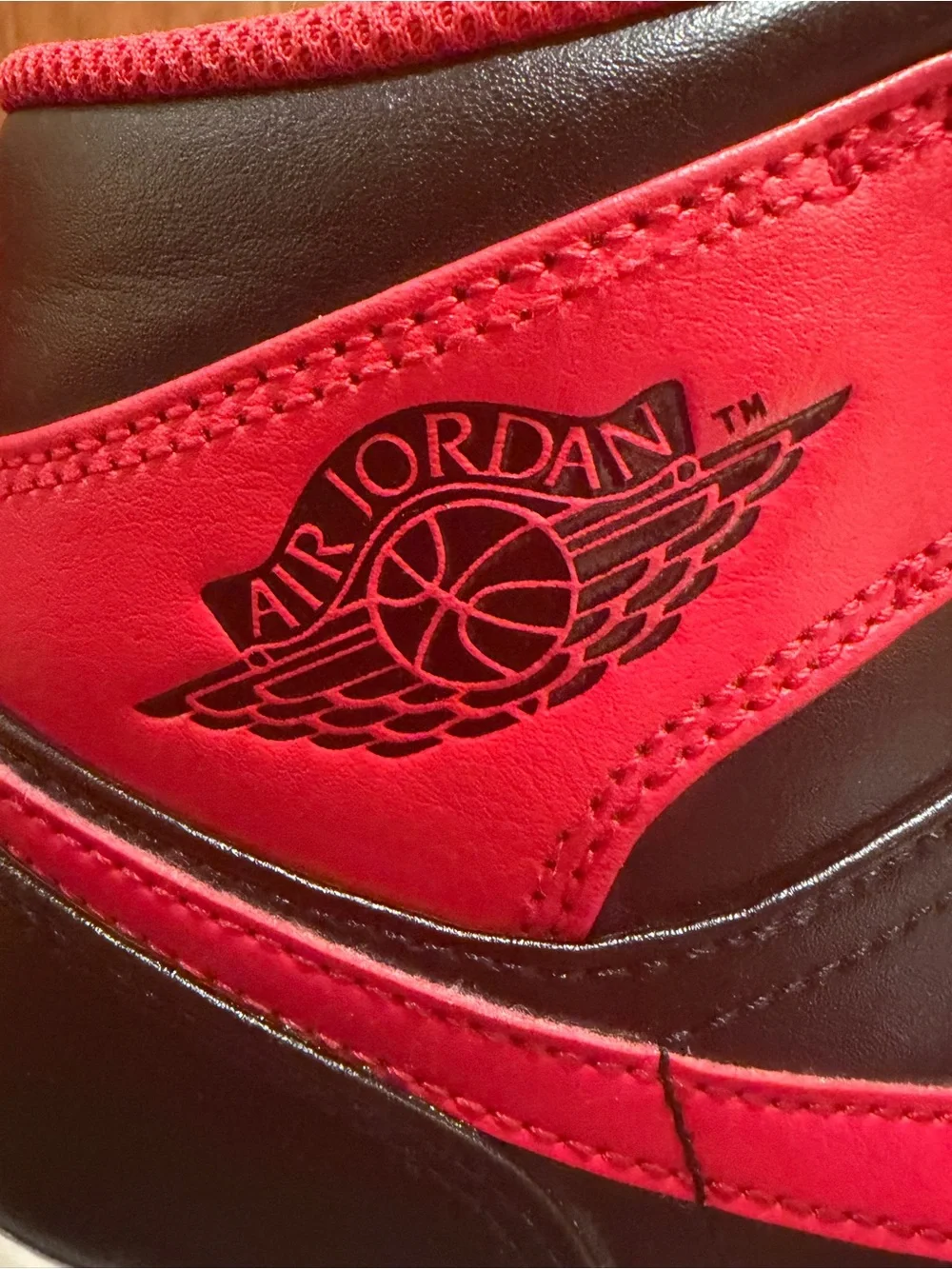 Size 9.5: Jordan 1 Mid Men's Mid-Top Sneakers - Black & Red